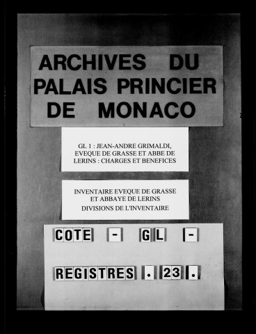 Concession emphytéotique faite par R(ostan), abbé de Saint-Honorat de Lérins, et les religieux de l'abbaye à Raymond Rastelli, de Mougins, de terres et prés, sis au terroir de Roqueta, contre la redevance annuelle d'une poule et d'un florin et demi. Lérins, 6 juin 1417.